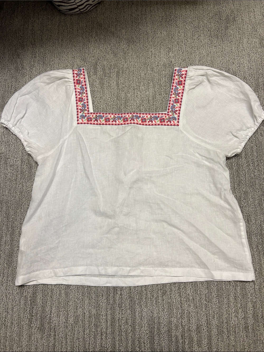 White Linen Embroidered Square-Neck Puff Sleeve Top